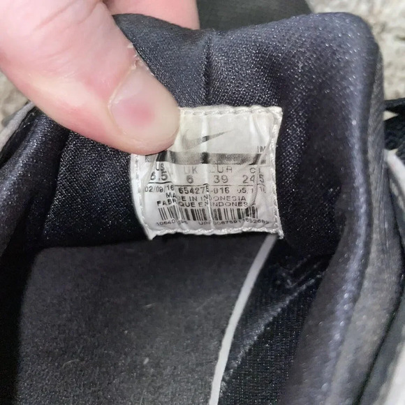 Nike Huarache Run GS Triple Black Sneakers 654275-016 Size 6.5Y / Women's 8 - Picture 9 of 9